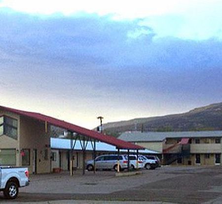 Travel Motel Ратон Екстериор снимка